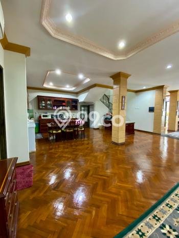For Sale! Luxury House LT 188m2 Desain Elegan di Pondok Indah For Sale! Luxury House LT 188m2 Desain Elegan di Pondok Indah