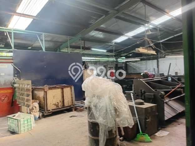 Pabrik Dijual Lokasi Stratagis di Kebayoran Lama Jakarta Selatan Cocok untuk Bisnis Pabrik Dijual Lokasi Stratagis di Kebayoran Lama Jakarta Selatan Cocok untuk Bisnis