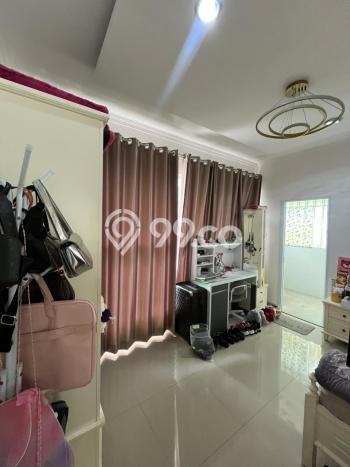 Siap Huni Rumah Mewah 5 Kamar di Jagakarsa Dekat ke Mana Pun Siap Huni Rumah Mewah 5 Kamar di Jagakarsa Dekat ke Mana Pun