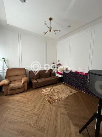 Siap Huni Rumah Mewah 5 Kamar di Jagakarsa Dekat ke Mana Pun Siap Huni Rumah Mewah 5 Kamar di Jagakarsa Dekat ke Mana Pun