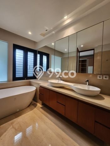 Sewa Rumah Modern di Cilandak Siap Huni dan Kondisi Bagus Sewa Rumah Modern di Cilandak Siap Huni dan Kondisi Bagus