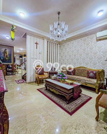Hunian Mewah LB 250m2 Siap Pakai Desain Elegan di Pondok Indah, Jakarta Selatan Hunian Mewah LB 250m2 Siap Pakai Desain Elegan di Pondok Indah, Jakarta Selatan