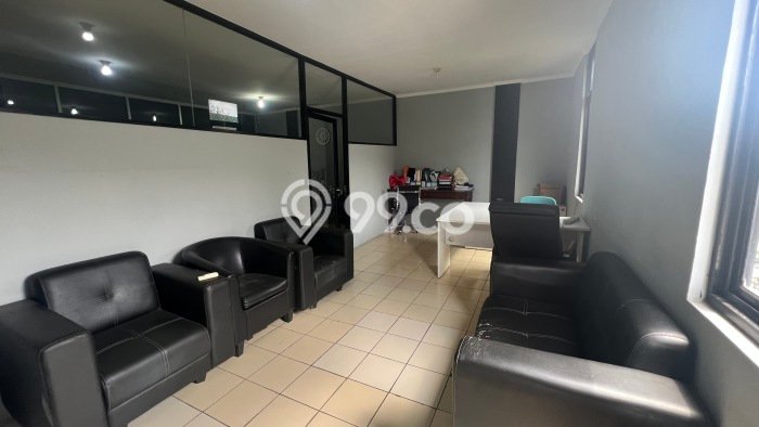 Ruko Disewakan Lokasi Kebayoran Lama Jakarta Selatan Harga Spesial! Ruko Disewakan Lokasi Kebayoran Lama Jakarta Selatan Harga Spesial!