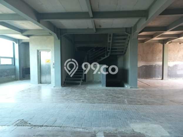 Unit Komersial Tersedia di Senopati Spesifikasi LB 237m2 Unit Komersial Tersedia di Senopati Spesifikasi LB 237m2