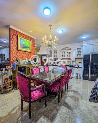 Hunian Mewah LB 250m2 Siap Pakai Desain Elegan di Pondok Indah, Jakarta Selatan Hunian Mewah LB 250m2 Siap Pakai Desain Elegan di Pondok Indah, Jakarta Selatan