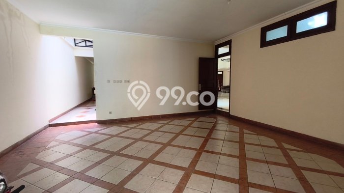 Rumah sewa siap pakai 7 KT di Lebak Bulus, Jakarta Selatan Rumah sewa siap pakai 7 KT di Lebak Bulus, Jakarta Selatan