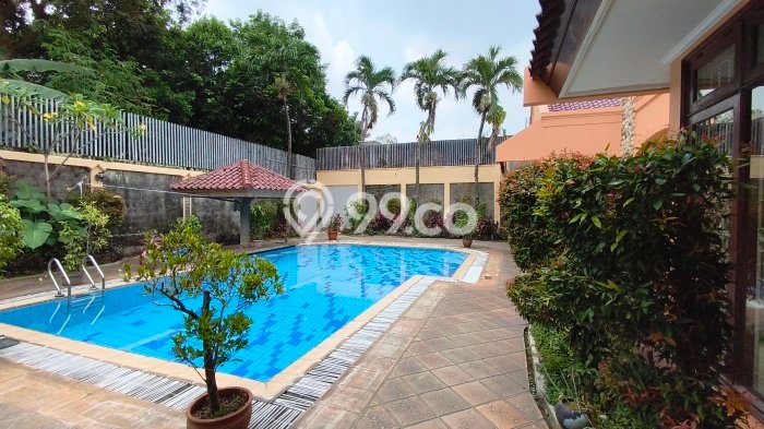 Rumah sewa siap pakai 7 KT di Lebak Bulus, Jakarta Selatan Rumah sewa siap pakai 7 KT di Lebak Bulus, Jakarta Selatan