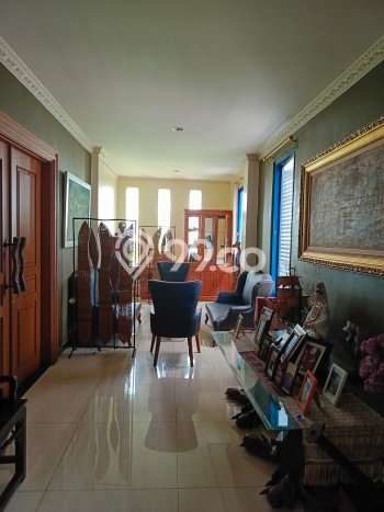 Rumah Elit Modern Tanpa Renovasi di Kemang Jakarta Selatan Rumah Elit Modern Tanpa Renovasi di Kemang Jakarta Selatan