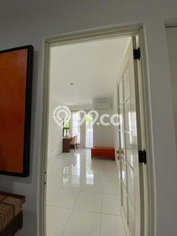 LOKASI TERBAIK! Rumah kawasan Pondok Indah, 4 KT, Lingkungan Elite, Luas 140m² Bangunan 290m² LOKASI TERBAIK! Rumah kawasan Pondok Indah, 4 KT, Lingkungan Elite, Luas 140m² Bangunan 290m²