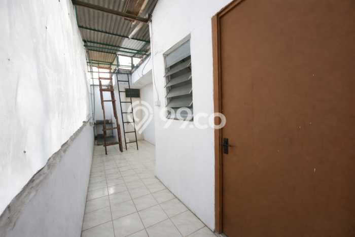 Ruko Bagus Dijual LB 160m2 Lokasi Strategis Jakarta Selatan Area Cocok untuk Berbisnis Ruko Bagus Dijual LB 160m2 Lokasi Strategis Jakarta Selatan Area Cocok untuk Berbisnis