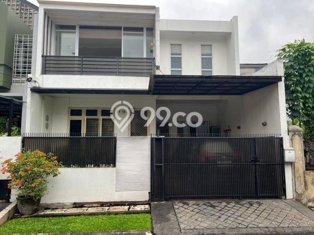 Ready to Use! Luxury House LT 155m2 Desain Modern di Pondok Indah Ready to Use! Luxury House LT 155m2 Desain Modern di Pondok Indah
