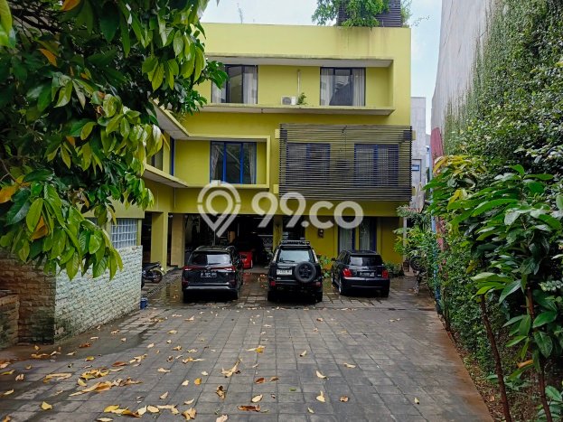 Rumah Elit Modern Tanpa Renovasi di Kemang Jakarta Selatan Rumah Elit Modern Tanpa Renovasi di Kemang Jakarta Selatan