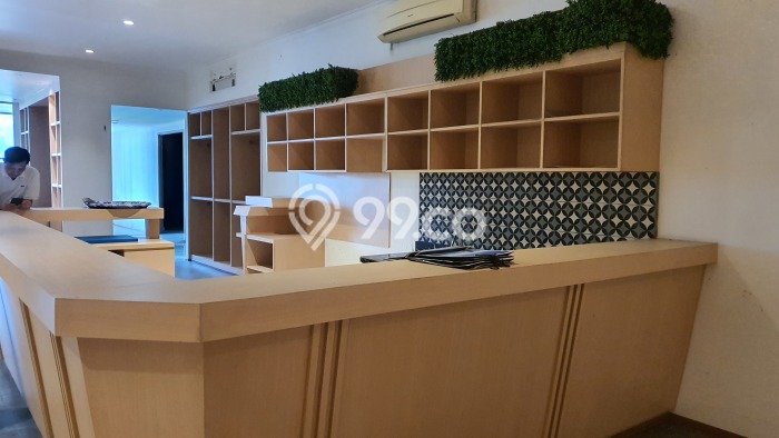 Disewakan Komersial di Pusat Kota Jakarta Selatan Ramai Strategis Disewakan Komersial di Pusat Kota Jakarta Selatan Ramai Strategis
