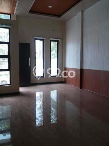 Dijual Rumah Premium dengan Fasilitas Sekitar Komplit di Cilincing, Jakarta Utara Dijual Rumah Premium dengan Fasilitas Sekitar Komplit di Cilincing, Jakarta Utara