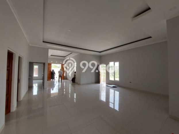 For Sale Rumah 4 Kamar Lokasi Strategis Nyaman dan Strategis di Magelang Utara For Sale Rumah 4 Kamar Lokasi Strategis Nyaman dan Strategis di Magelang Utara