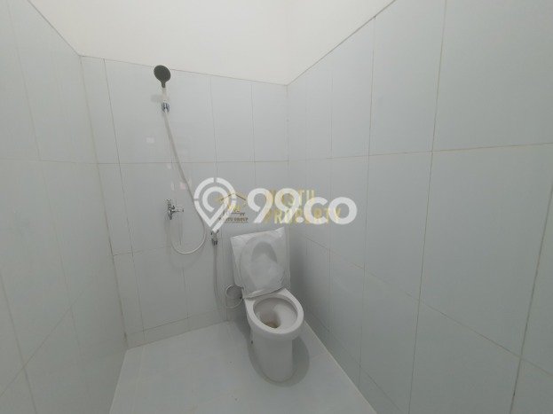 For Sale Rumah 2 Kamar Lokasi Ideal Bagus dan Strategis di Cinere For Sale Rumah 2 Kamar Lokasi Ideal Bagus dan Strategis di Cinere