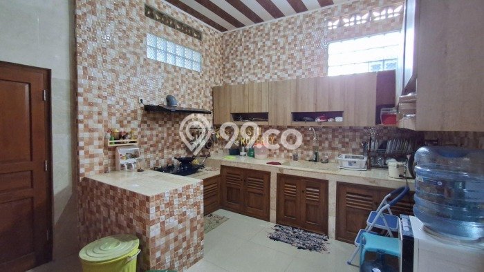 Rumah Strategis Modern Lb 360m2 di Prambanan, Sleman Rumah Strategis Modern Lb 360m2 di Prambanan, Sleman