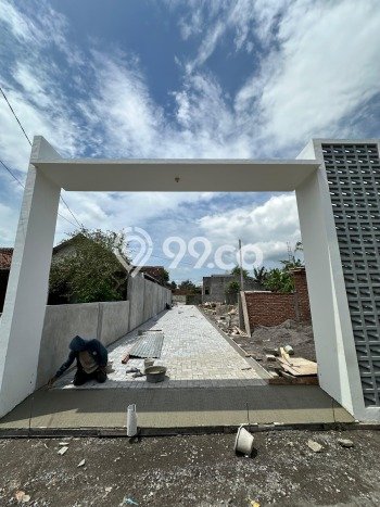 Rumah Modern Cantik 2 KT Siap Huni di Mlati Rumah Modern Cantik 2 KT Siap Huni di Mlati