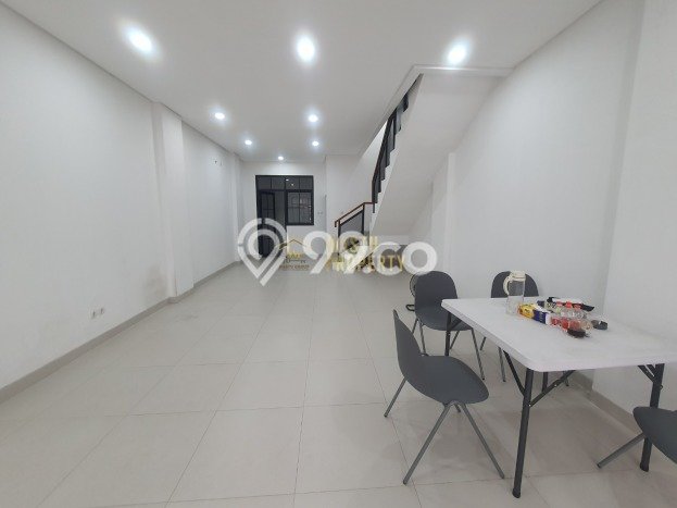 Ruko Dijual di Jagakarsa Jakarta Selatan dengan LB 181m2 Ruko Dijual di Jagakarsa Jakarta Selatan dengan LB 181m2