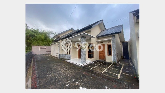 Jual Rumah Favorit Siap Huni LB 155m2 di Ngaglik, Sleman Jual Rumah Favorit Siap Huni LB 155m2 di Ngaglik, Sleman