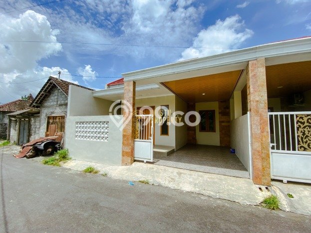 Dijual Cepat Rumah Favorit Siap Huni LB 100m2 di Ngemplak, Sleman Dijual Cepat Rumah Favorit Siap Huni LB 100m2 di Ngemplak, Sleman