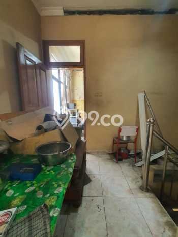 Ruko Bagus Dijual LB 108m2 Lokasi Strategis Jakarta Selatan Area Cocok untuk Berbisnis Ruko Bagus Dijual LB 108m2 Lokasi Strategis Jakarta Selatan Area Cocok untuk Berbisnis