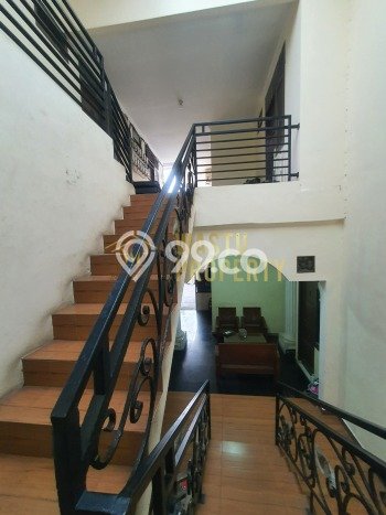 Kost Dijual di Setu dengan 24 KT dan Luas 500m2 Kost Dijual di Setu dengan 24 KT dan Luas 500m2