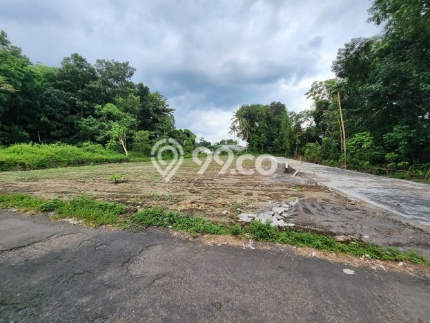 Tanah Dijual Lokasi Pakem, Sleman Luas 211m2 Legalitas Aman Tanah Dijual Lokasi Pakem, Sleman Luas 211m2 Legalitas Aman
