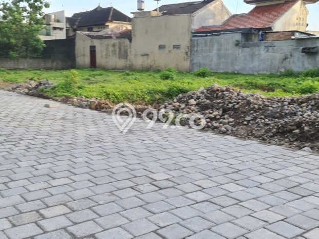 Unit Kost Dijual di Sleman dengan 10 Kamar Kawasan Ramai Unit Kost Dijual di Sleman dengan 10 Kamar Kawasan Ramai
