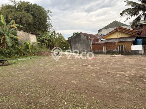 Lahan Strategis di Ngaglik Dijual dengan Luas 133m2 Lahan Strategis di Ngaglik Dijual dengan Luas 133m2