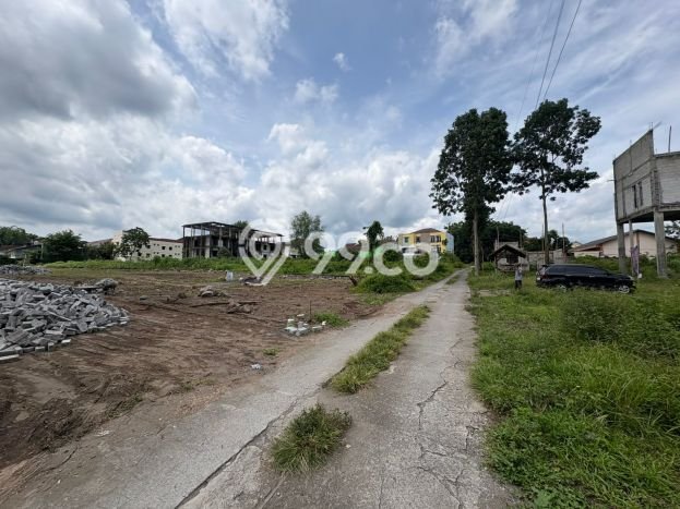 Dijual Tanah di Ngaglik Sleman Luas 262m2 SHM Dijual Tanah di Ngaglik Sleman Luas 262m2 SHM