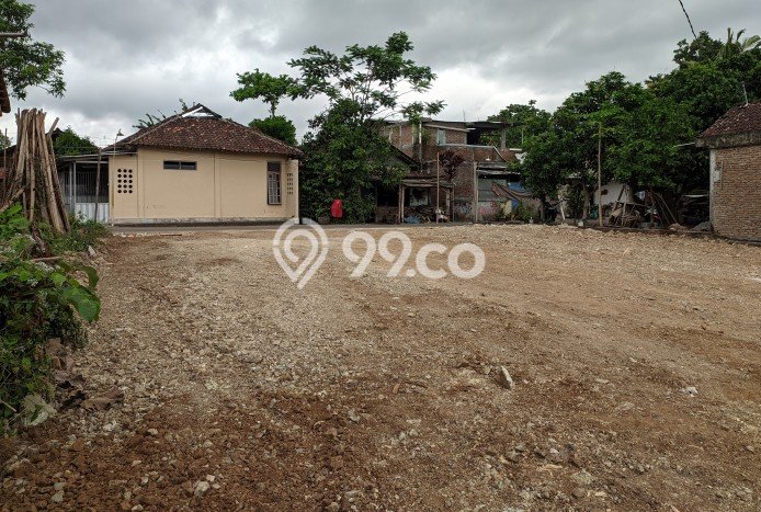 Tanah Dijual Lokasi Strategis di Bantul dengan Luas 202m2 Tanah Dijual Lokasi Strategis di Bantul dengan Luas 202m2