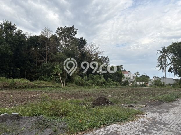 Tanah Kavling di Mlati Dijual dengan Luas 214m2 Tanah Kavling di Mlati Dijual dengan Luas 214m2