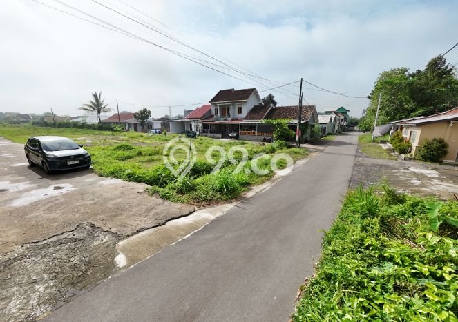 Kavling Tanah di Ngemplak Dijual Luas 200m2 Legalitas SHM Kavling Tanah di Ngemplak Dijual Luas 200m2 Legalitas SHM