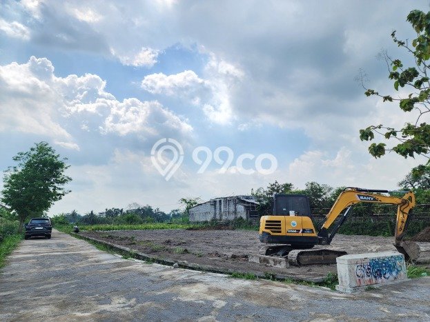Lahan Kosong Dijual di Sleman dengan Area 283m2 Lahan Kosong Dijual di Sleman dengan Area 283m2