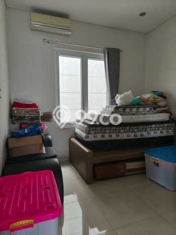 Rumah Elit Modern Tanpa Renovasi di Taman Kopo Indah Bandung Rumah Elit Modern Tanpa Renovasi di Taman Kopo Indah Bandung