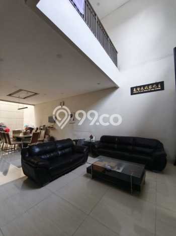 Rumah Elit Modern Tanpa Renovasi di Taman Kopo Indah Bandung Rumah Elit Modern Tanpa Renovasi di Taman Kopo Indah Bandung