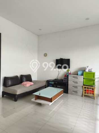 Rumah Elit Modern Tanpa Renovasi di Taman Kopo Indah Bandung Rumah Elit Modern Tanpa Renovasi di Taman Kopo Indah Bandung
