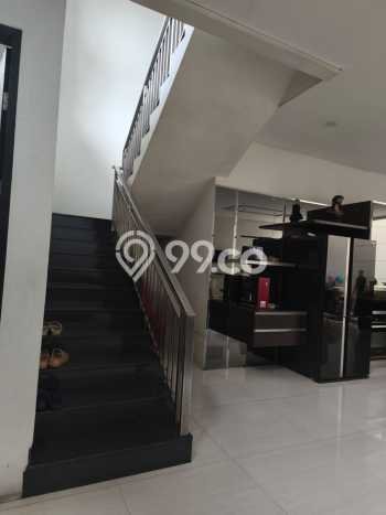 Rumah Elit Modern Tanpa Renovasi di Taman Kopo Indah Bandung Rumah Elit Modern Tanpa Renovasi di Taman Kopo Indah Bandung