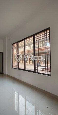 Ruko untuk Disewa di Pusat Jakarta Barat Luas Bangunan 108m2 Ruko untuk Disewa di Pusat Jakarta Barat Luas Bangunan 108m2