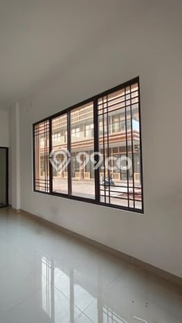 Ruko untuk Disewa di Pusat Jakarta Barat Luas Bangunan 108m2 Ruko untuk Disewa di Pusat Jakarta Barat Luas Bangunan 108m2