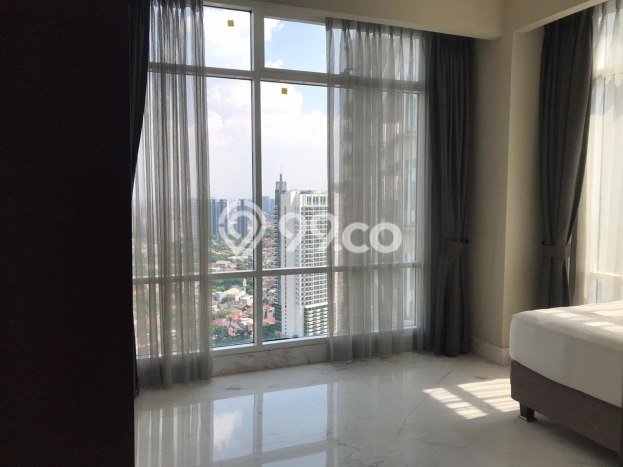 Apartemen Strategis 225m2 di Simprug Jakarta Selatan 3 KT Apartemen Strategis 225m2 di Simprug Jakarta Selatan 3 KT