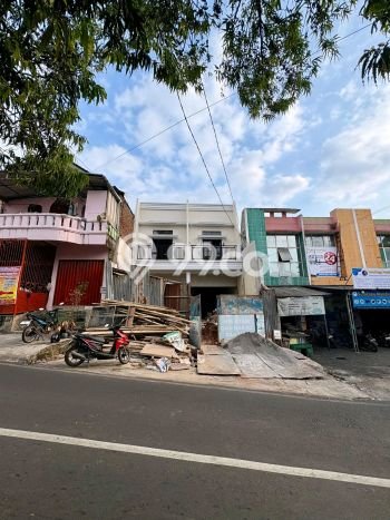 Dijual Ruko Kawasan Tembalang, Luas 96m², Lokasi Strategis Dijual Ruko Kawasan Tembalang, Luas 96m², Lokasi Strategis