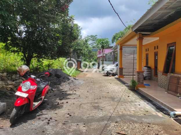 TANAH PROSPEKTIF! Tanah Kawasan Gunung Pati, Luas 120m², Akses Mudah TANAH PROSPEKTIF! Tanah Kawasan Gunung Pati, Luas 120m², Akses Mudah