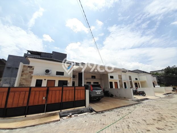 Rumah Minimalis Terbaik Siap Huni Area Banyumanik LT 70m2 Rumah Minimalis Terbaik Siap Huni Area Banyumanik LT 70m2