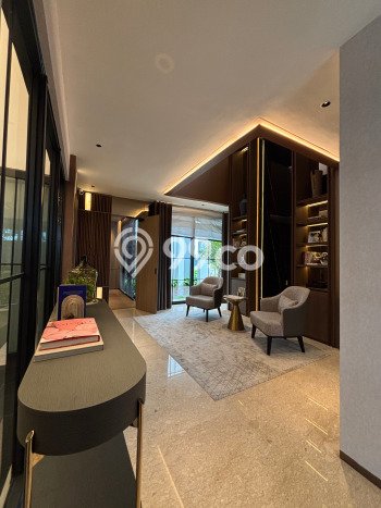 Dijual Rumah Luas Megah Dengan View Eksklusif di Gading Serpong, Tangerang Dijual Rumah Luas Megah Dengan View Eksklusif di Gading Serpong, Tangerang
