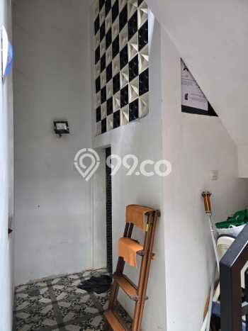 Rumah Luxury Modern Siap Huni di Soekarno Hatta Malang Rumah Luxury Modern Siap Huni di Soekarno Hatta Malang