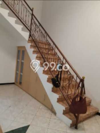 Rumah Luxury Modern Tanpa Renovasi di Malang Kota Malang Rumah Luxury Modern Tanpa Renovasi di Malang Kota Malang