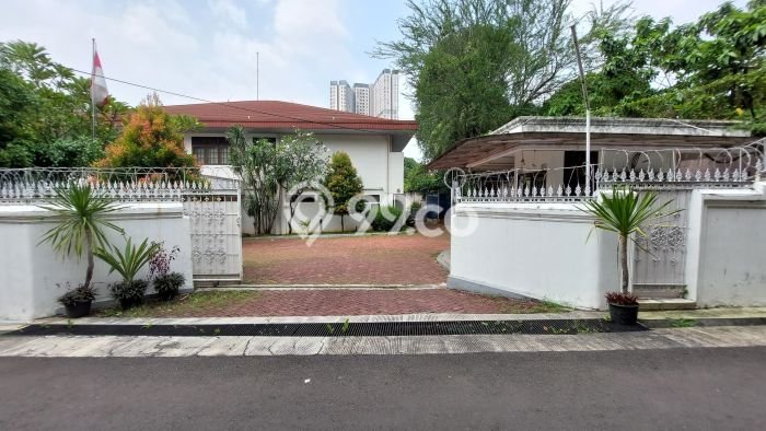 Hunian Elit LB 727m2 Siap Huni Desain Elegan di Pejaten, Jakarta Selatan Hunian Elit LB 727m2 Siap Huni Desain Elegan di Pejaten, Jakarta Selatan