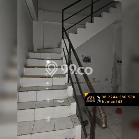 Area Ramai! Ruko Dijual di Bubutan untuk Bisnis Luas Bangunan 120m2 Area Ramai! Ruko Dijual di Bubutan untuk Bisnis Luas Bangunan 120m2